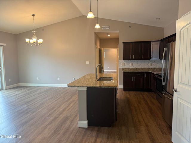 48 Bavarian Way 125, Altamont, NY 12009