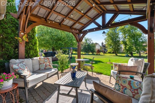 40111 Finley Drive, Canton Charter Township, MI 48188