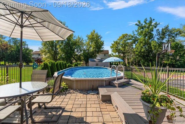 40111 Finley Drive, Canton Charter Township, MI 48188