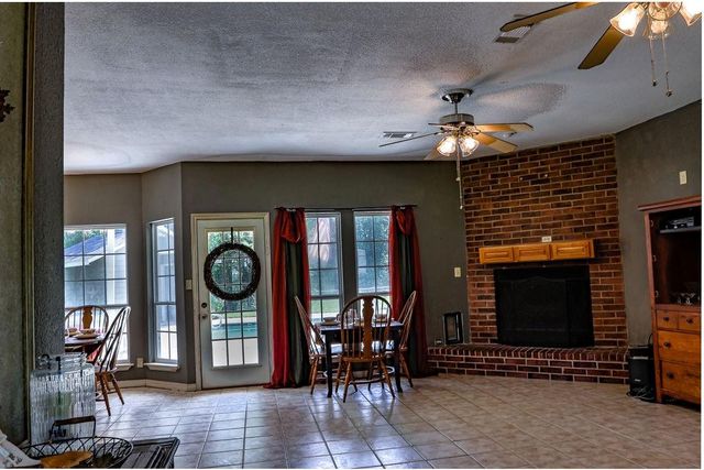 186 Goodnight Trail, Livingston, TX 77351