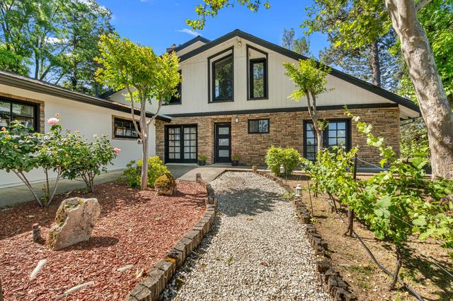 7460 Fairplay Rd, Somerset, CA 95684
