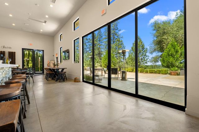 7460 Fairplay Rd, Somerset, CA 95684