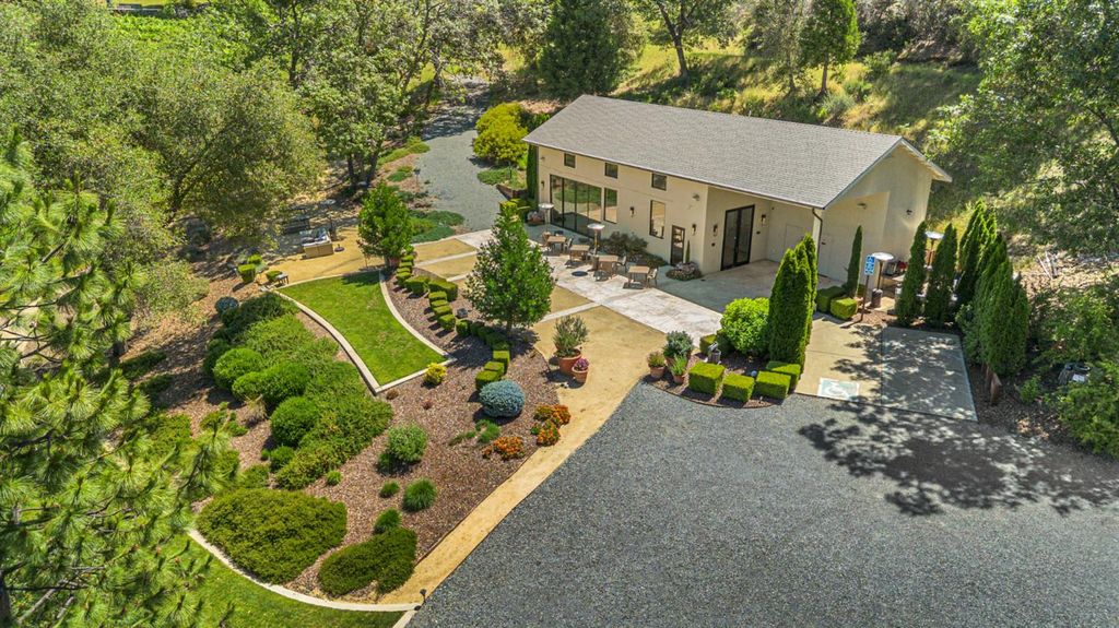7460 Fairplay Rd, Somerset, CA 95684