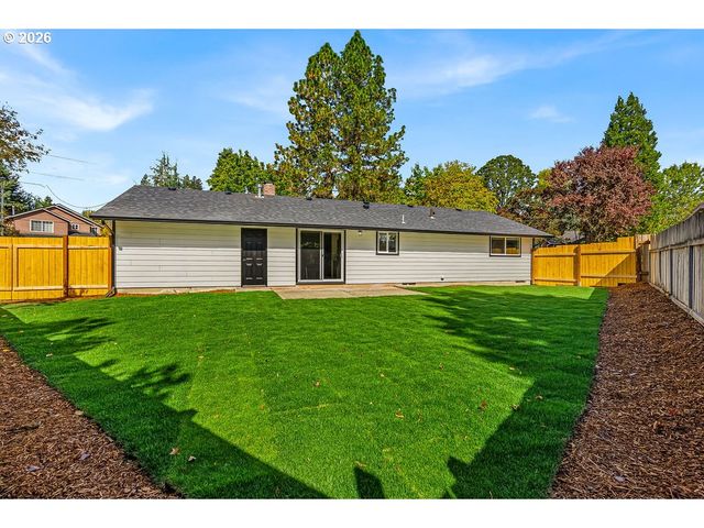 12020 Sw 95TH Ave, Tigard, OR 97223