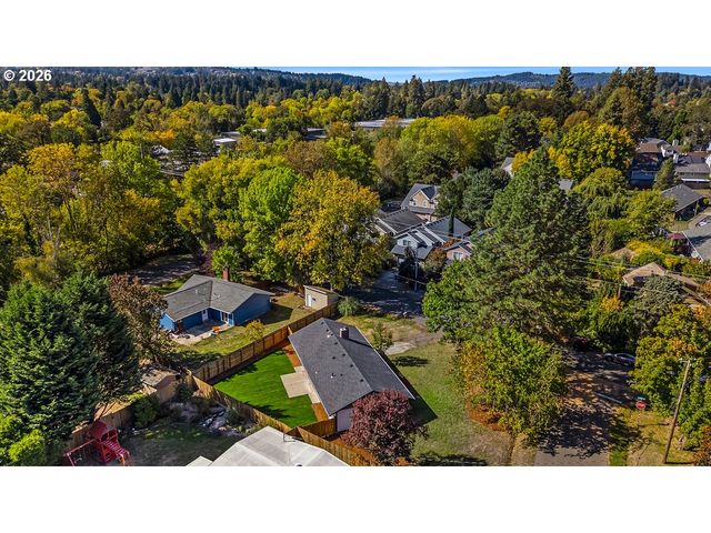 12020 Sw 95TH Ave, Tigard, OR 97223