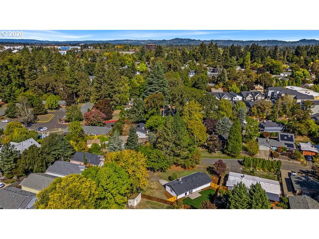 12020 Sw 95TH Ave, Tigard, OR 97223