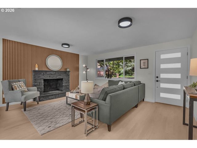12020 Sw 95TH Ave, Tigard, OR 97223