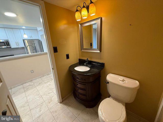 15 E PARK RD, Newtown, PA 18940