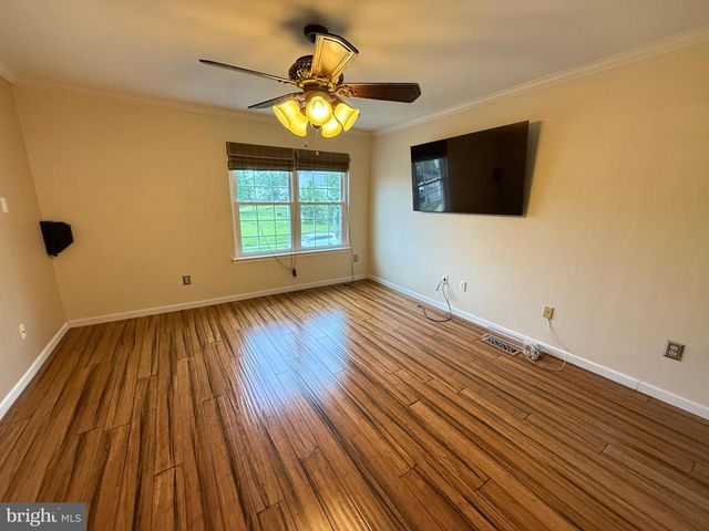 15 E PARK RD, Newtown, PA 18940