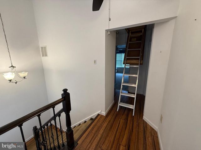 15 E PARK RD, Newtown, PA 18940