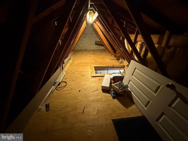 15 E PARK RD, Newtown, PA 18940