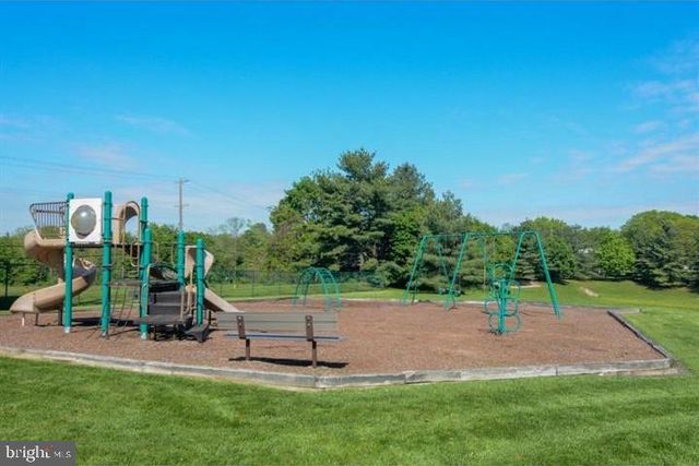 15 E PARK RD, Newtown, PA 18940