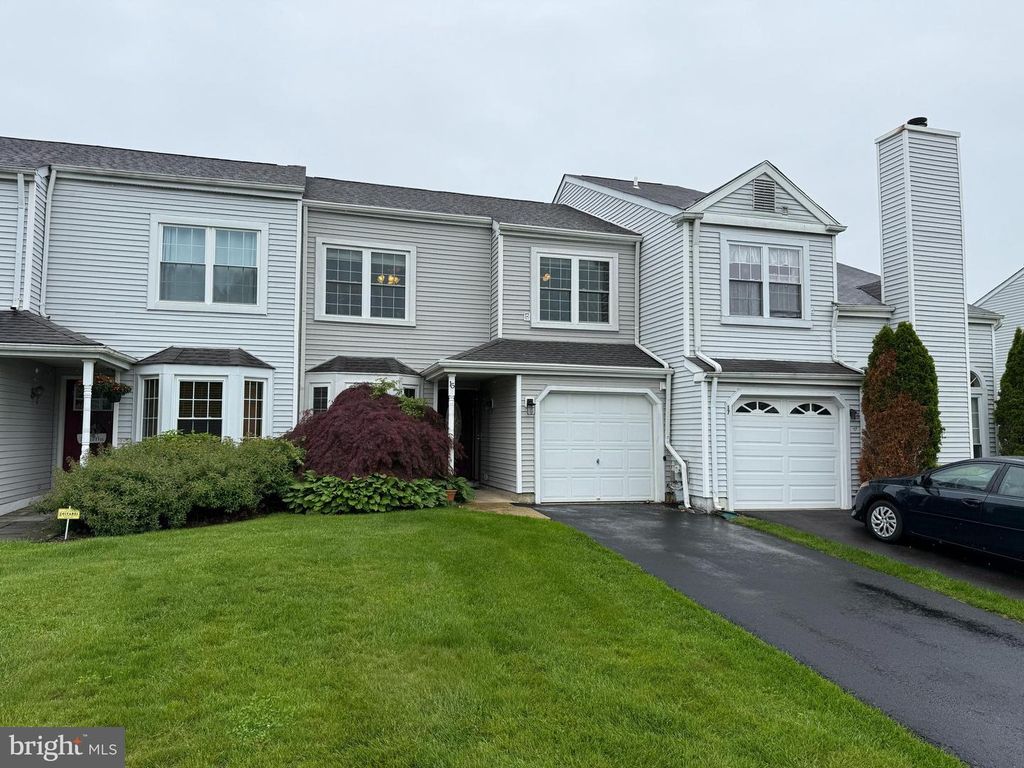 15 E PARK RD, Newtown, PA 18940