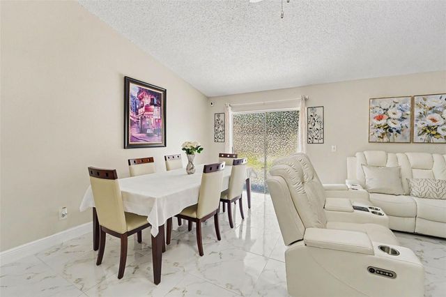 2632 GLENVIEW DR, Land O Lakes, FL 34639