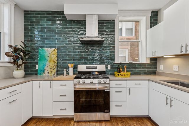 5123 Stewart Avenue, Cincinnati, OH 45227