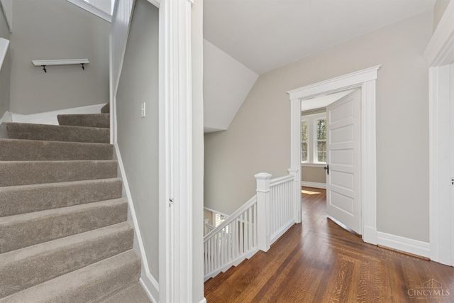 5123 Stewart Avenue, Cincinnati, OH 45227