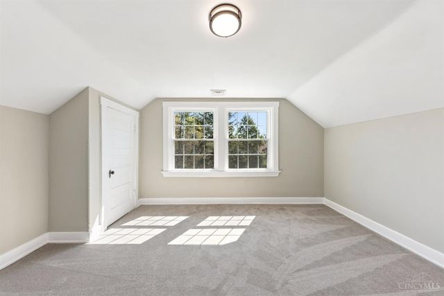 5123 Stewart Avenue, Cincinnati, OH 45227