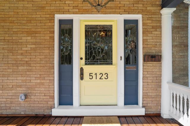5123 Stewart Avenue, Cincinnati, OH 45227