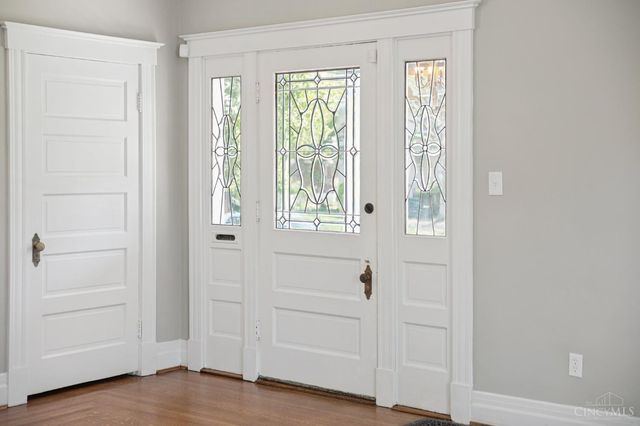 5123 Stewart Avenue, Cincinnati, OH 45227