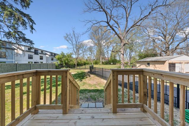 5123 Stewart Avenue, Cincinnati, OH 45227