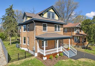 5123 Stewart Avenue, Cincinnati, OH 45227
