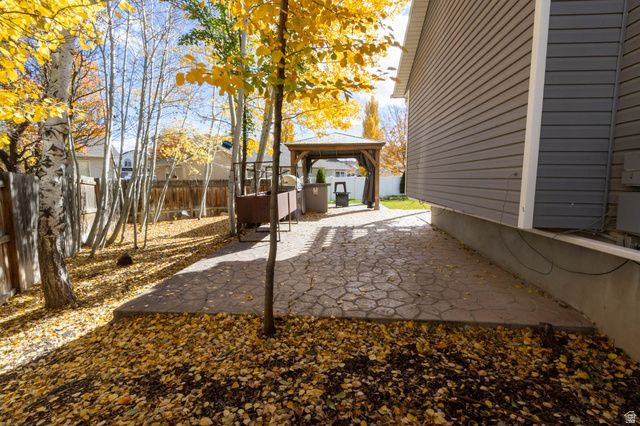 6389 S MILL VALLEY CT, Salt Lake City, UT 84118