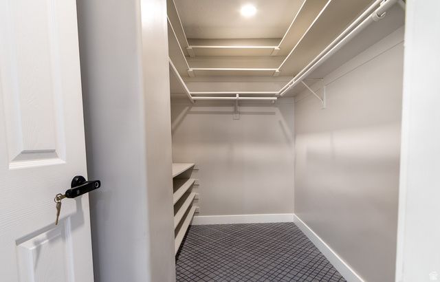 6389 S MILL VALLEY CT, Salt Lake City, UT 84118