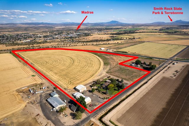 547 SW Bear Drive, Madras, OR 97741