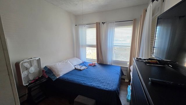 74 Wordsworth St, Boston, MA 02128
