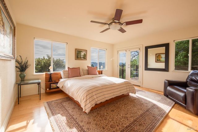 1163 Mountain Pine Rd, Cloverdale, CA 95425