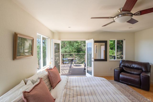 1163 Mountain Pine Rd, Cloverdale, CA 95425