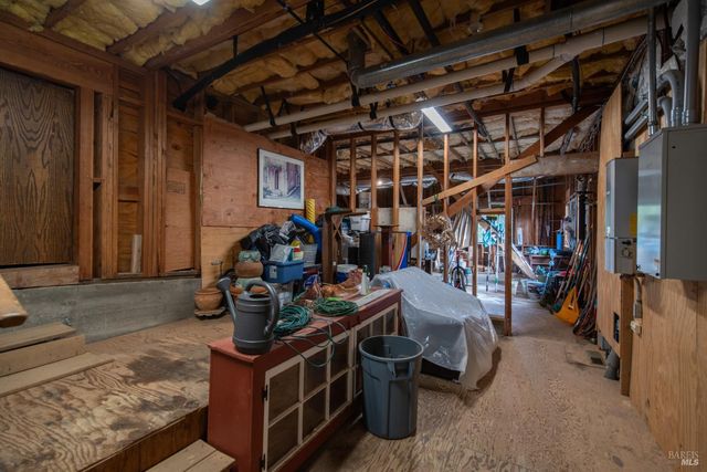 1163 Mountain Pine Rd, Cloverdale, CA 95425