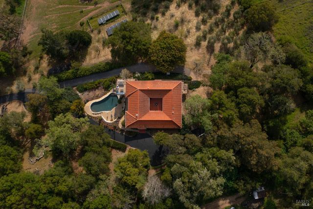 1163 Mountain Pine Rd, Cloverdale, CA 95425