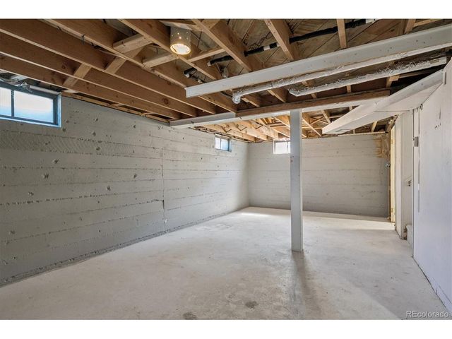 1186 Rosemary St, Denver, CO 80220