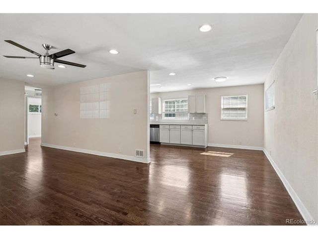 1186 Rosemary St, Denver, CO 80220