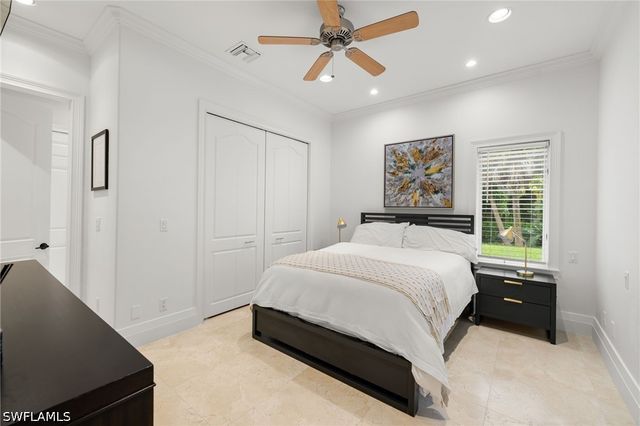 4860 Sycamore DR, Naples, FL 34119