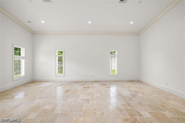 4860 Sycamore DR, Naples, FL 34119