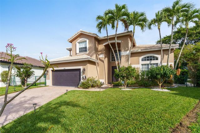 4963 NW 58th Ave, Coral Springs, FL 33067