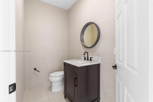 4963 NW 58th Ave, Coral Springs, FL 33067