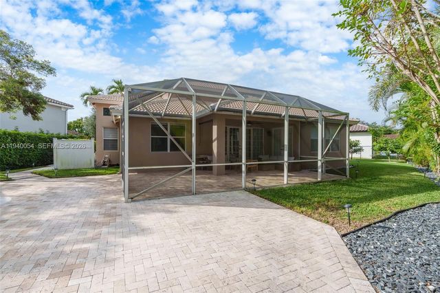 4963 NW 58th Ave, Coral Springs, FL 33067