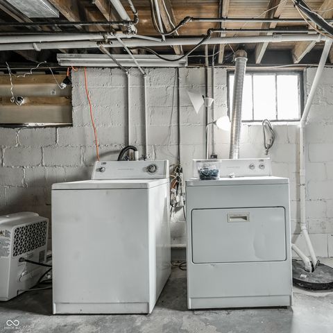 5855 E 10th Street, Indianapolis, IN 46219