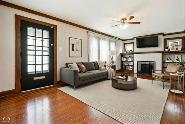 5855 E 10th Street, Indianapolis, IN 46219