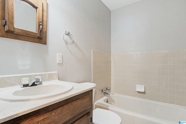 1025 MINOR DRIVE, Birmingham, AL 35224