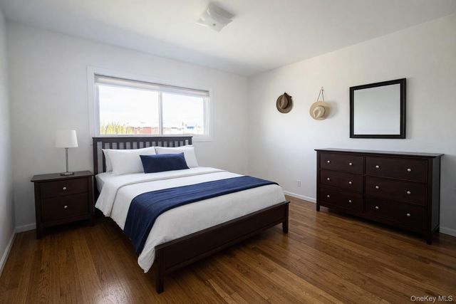 24 Willets Avenue, Syosset, NY 11791