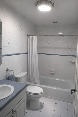 24 Willets Avenue, Syosset, NY 11791