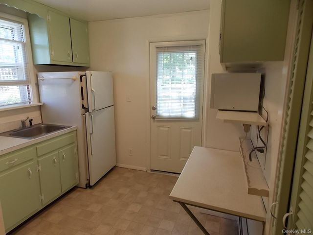 111 Lakeside Trail A, Ridge, NY 11961
