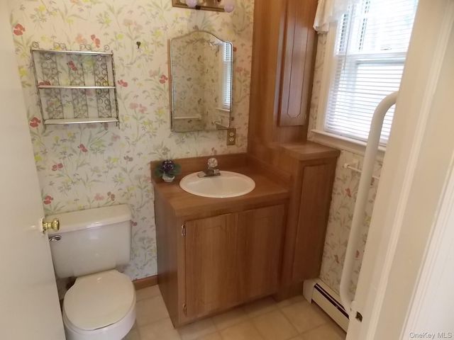 111 Lakeside Trail A, Ridge, NY 11961