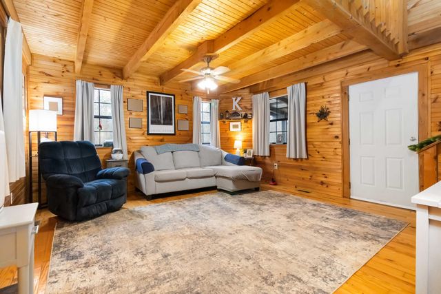 21 Clark Bottom Road, London, KY 40744