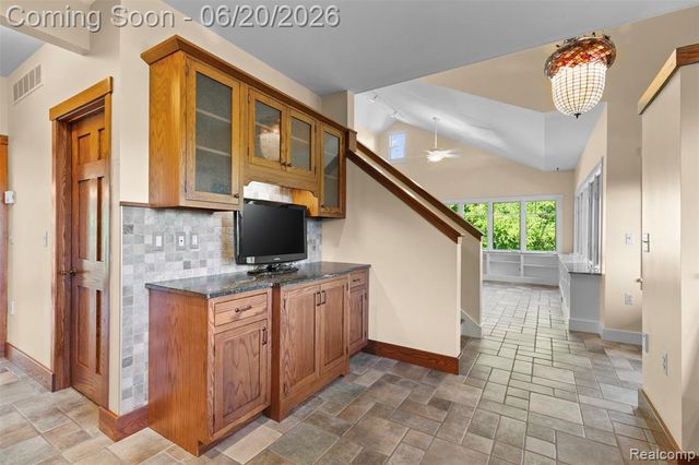 8861 Pleasantview, Northville, MI 48168