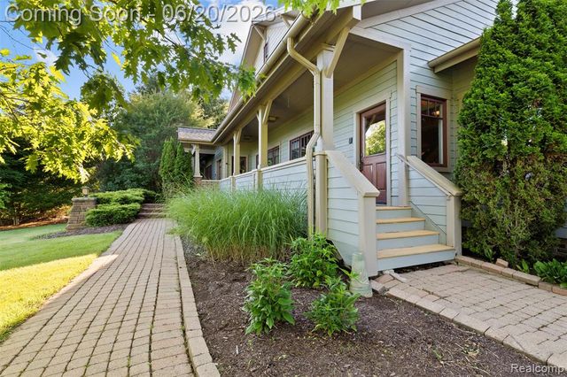 8861 Pleasantview, Northville, MI 48168